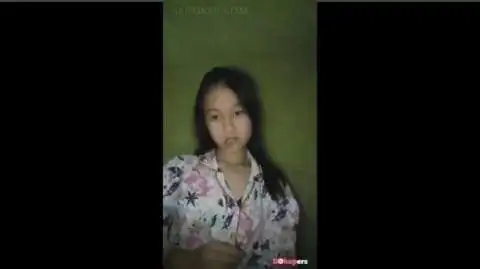 Bokep Sma Naurah abg memek tembem lagi sange
