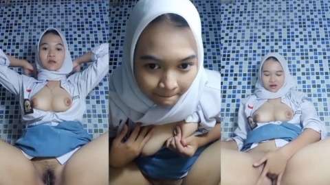 Bokep Sma Ayna tobrut masih pake seragam colmek